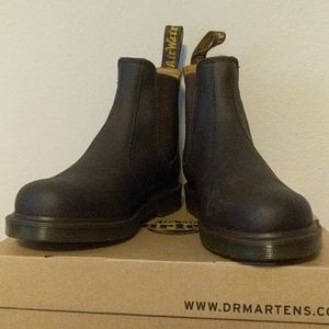 Dr Marten Docs crazy horse leather chelsea boots